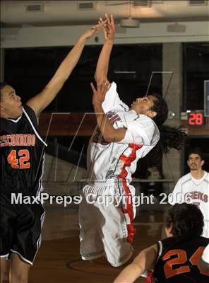 Thumbnail 2 in Escondido vs Hollywood (Torrey Pines Holiday Prep Classic) photogallery.