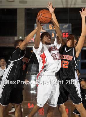Thumbnail 3 in Escondido vs Hollywood (Torrey Pines Holiday Prep Classic) photogallery.