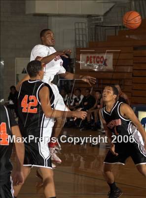 Thumbnail 2 in Escondido vs Hollywood (Torrey Pines Holiday Prep Classic) photogallery.