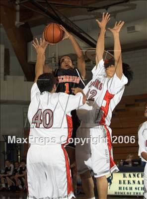 Thumbnail 1 in Escondido vs Hollywood (Torrey Pines Holiday Prep Classic) photogallery.
