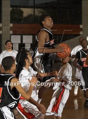 Thumbnail 1 in Escondido vs Hollywood (Torrey Pines Holiday Prep Classic) photogallery.