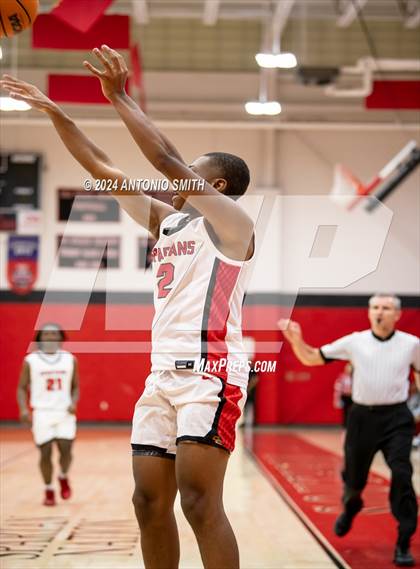 Thumbnail 2 in Southern Nash @ Southern Durham (NCHSAA 3A Round 1) photogallery.