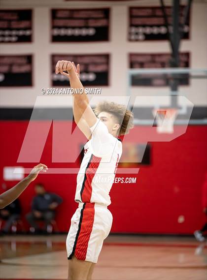 Thumbnail 1 in Southern Nash @ Southern Durham (NCHSAA 3A Round 1) photogallery.