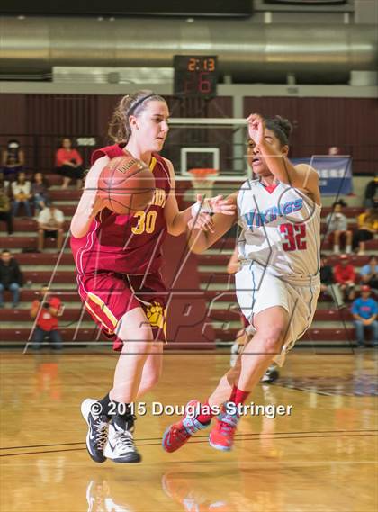 Thumbnail 2 in North Salinas vs. Menlo-Atherton (CIF CCS D1 Final) photogallery.