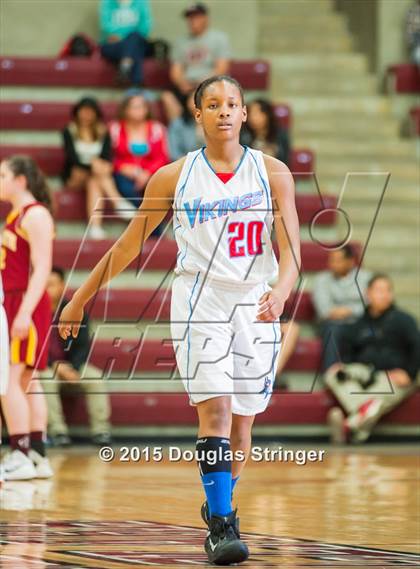 Thumbnail 1 in North Salinas vs. Menlo-Atherton (CIF CCS D1 Final) photogallery.