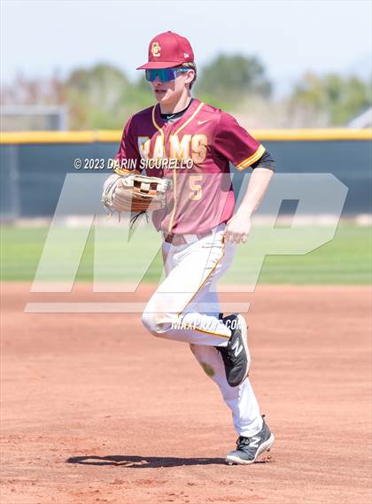 Thumbnail 2 in Central Catholic vs. Libertyville (Coach Bob Invitational) photogallery.