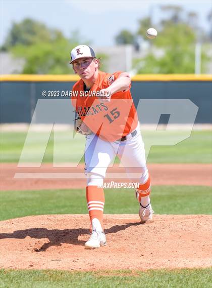 Thumbnail 1 in Central Catholic vs. Libertyville (Coach Bob Invitational) photogallery.