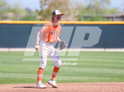 Thumbnail 2 in Central Catholic vs. Libertyville (Coach Bob Invitational) photogallery.