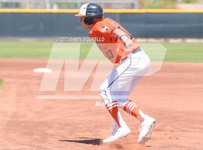 Thumbnail 3 in Central Catholic vs. Libertyville (Coach Bob Invitational) photogallery.