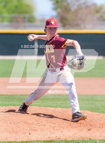 Thumbnail 1 in Central Catholic vs. Libertyville (Coach Bob Invitational) photogallery.