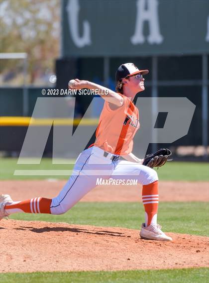 Thumbnail 2 in Central Catholic vs. Libertyville (Coach Bob Invitational) photogallery.
