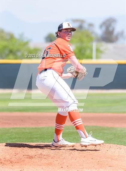 Thumbnail 1 in Central Catholic vs. Libertyville (Coach Bob Invitational) photogallery.