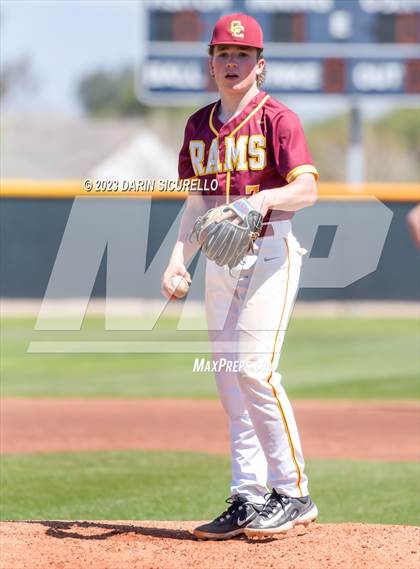 Thumbnail 2 in Central Catholic vs. Libertyville (Coach Bob Invitational) photogallery.