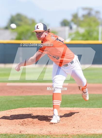Thumbnail 1 in Central Catholic vs. Libertyville (Coach Bob Invitational) photogallery.