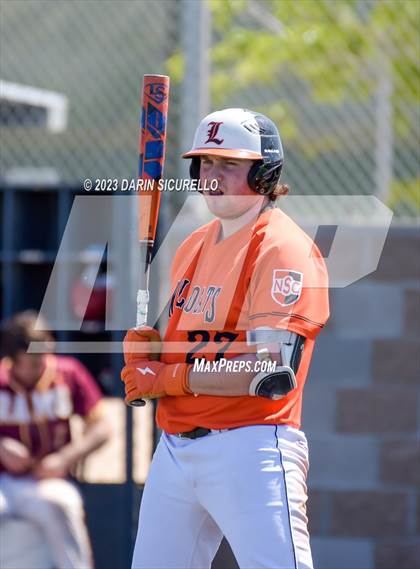 Thumbnail 3 in Central Catholic vs. Libertyville (Coach Bob Invitational) photogallery.