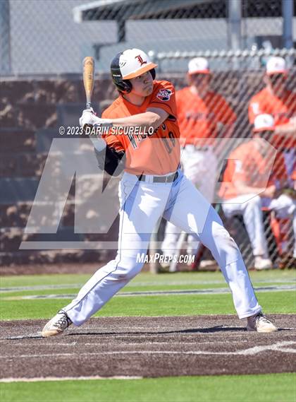 Thumbnail 3 in Central Catholic vs. Libertyville (Coach Bob Invitational) photogallery.