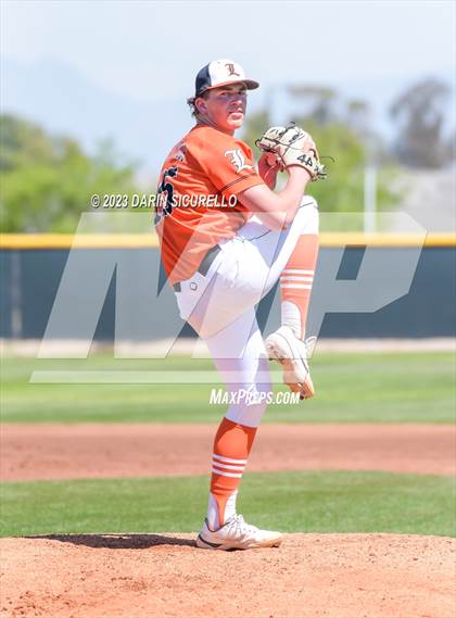 Thumbnail 2 in Central Catholic vs. Libertyville (Coach Bob Invitational) photogallery.