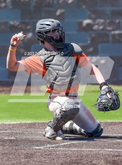 Thumbnail 1 in Central Catholic vs. Libertyville (Coach Bob Invitational) photogallery.