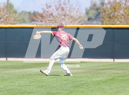 Thumbnail 2 in Central Catholic vs. Libertyville (Coach Bob Invitational) photogallery.