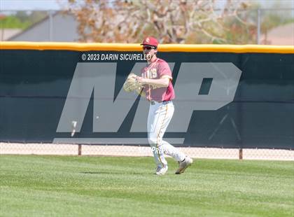 Thumbnail 2 in Central Catholic vs. Libertyville (Coach Bob Invitational) photogallery.