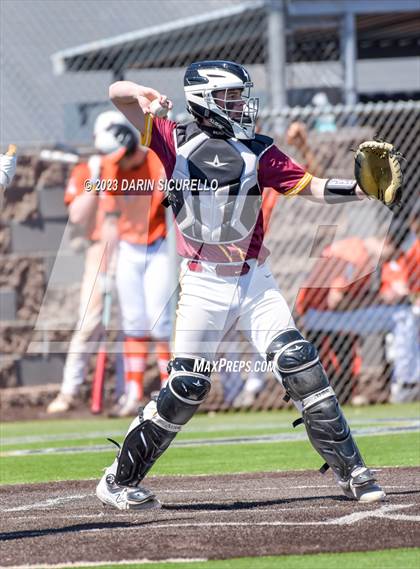 Thumbnail 3 in Central Catholic vs. Libertyville (Coach Bob Invitational) photogallery.