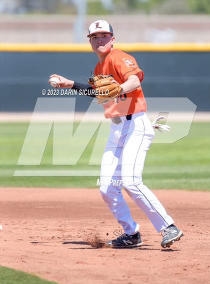 Thumbnail 1 in Central Catholic vs. Libertyville (Coach Bob Invitational) photogallery.