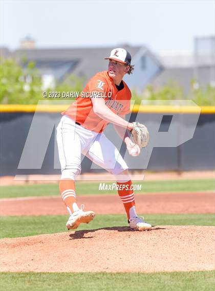 Thumbnail 2 in Central Catholic vs. Libertyville (Coach Bob Invitational) photogallery.