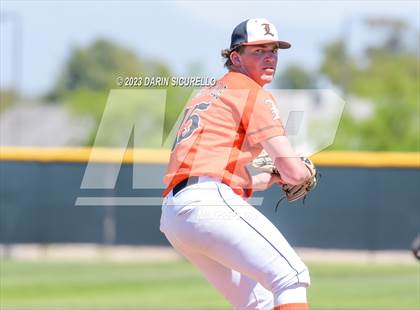 Thumbnail 1 in Central Catholic vs. Libertyville (Coach Bob Invitational) photogallery.