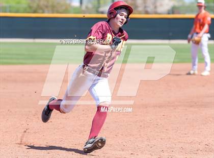 Thumbnail 1 in Central Catholic vs. Libertyville (Coach Bob Invitational) photogallery.