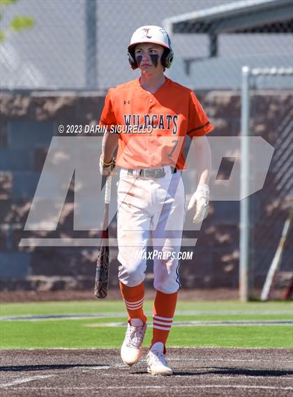 Thumbnail 2 in Central Catholic vs. Libertyville (Coach Bob Invitational) photogallery.