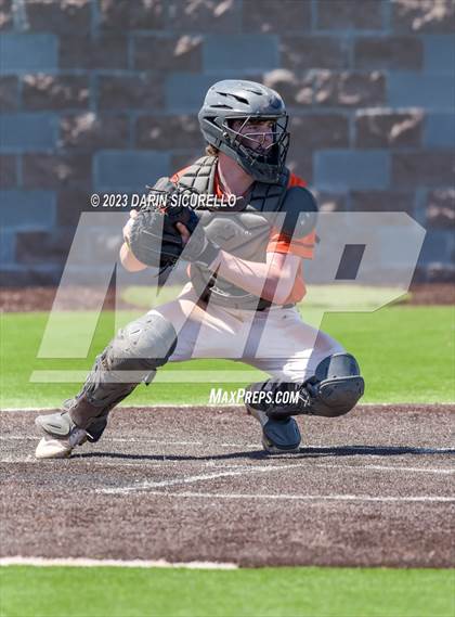 Thumbnail 3 in Central Catholic vs. Libertyville (Coach Bob Invitational) photogallery.