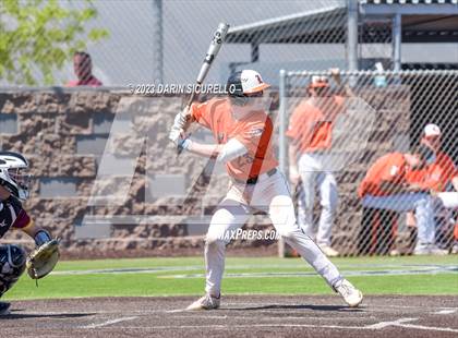 Thumbnail 3 in Central Catholic vs. Libertyville (Coach Bob Invitational) photogallery.