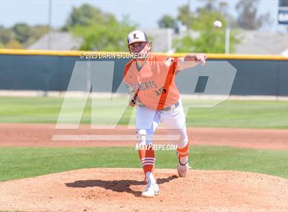 Thumbnail 2 in Central Catholic vs. Libertyville (Coach Bob Invitational) photogallery.