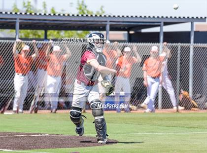 Thumbnail 2 in Central Catholic vs. Libertyville (Coach Bob Invitational) photogallery.