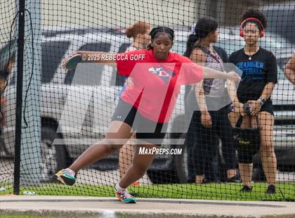 Thumbnail 3 in Dickinson C.L. Hanna Gator Relays photogallery.