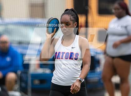 Thumbnail 3 in Dickinson C.L. Hanna Gator Relays photogallery.