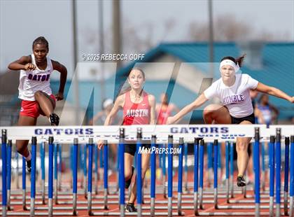 Thumbnail 1 in Dickinson C.L. Hanna Gator Relays photogallery.