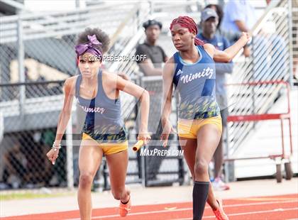 Thumbnail 2 in Dickinson C.L. Hanna Gator Relays photogallery.