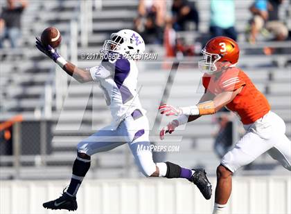 Thumbnail 1 in Kemp vs. Mt. Vernon (UIL 3A Division I Area) photogallery.