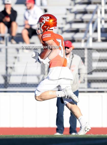 Thumbnail 3 in Kemp vs. Mt. Vernon (UIL 3A Division I Area) photogallery.