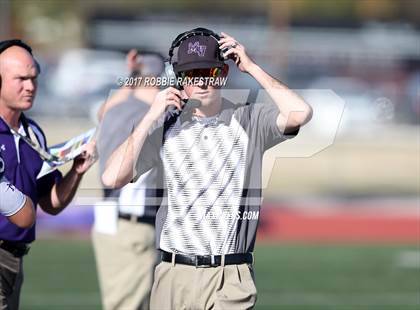 Thumbnail 2 in Kemp vs. Mt. Vernon (UIL 3A Division I Area) photogallery.