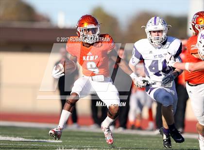 Thumbnail 2 in Kemp vs. Mt. Vernon (UIL 3A Division I Area) photogallery.