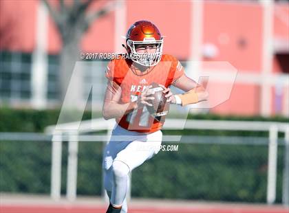 Thumbnail 1 in Kemp vs. Mt. Vernon (UIL 3A Division I Area) photogallery.