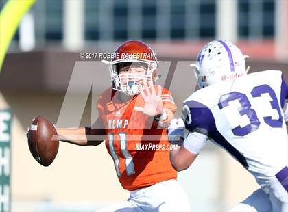 Thumbnail 3 in Kemp vs. Mt. Vernon (UIL 3A Division I Area) photogallery.