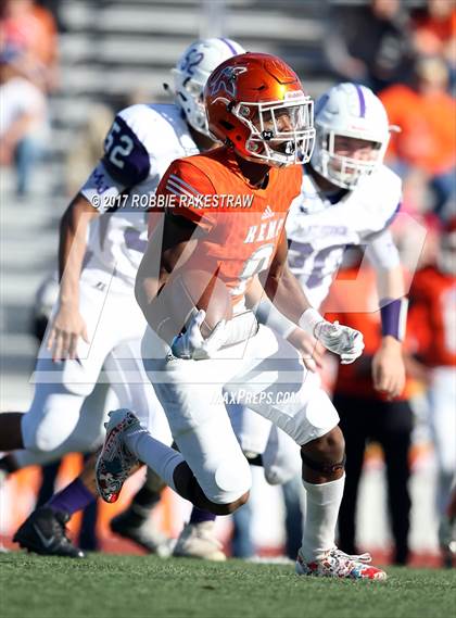 Thumbnail 2 in Kemp vs. Mt. Vernon (UIL 3A Division I Area) photogallery.