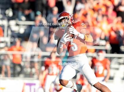 Thumbnail 2 in Kemp vs. Mt. Vernon (UIL 3A Division I Area) photogallery.