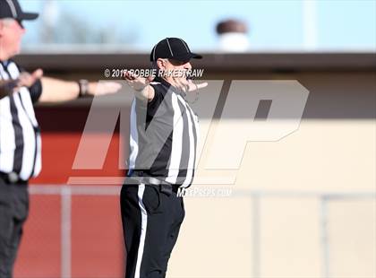 Thumbnail 3 in Kemp vs. Mt. Vernon (UIL 3A Division I Area) photogallery.
