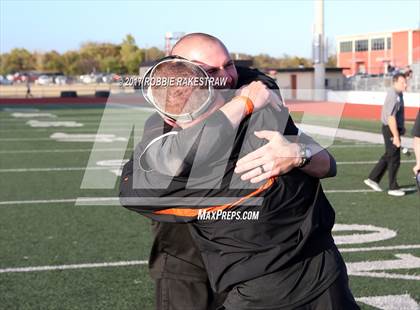 Thumbnail 3 in Kemp vs. Mt. Vernon (UIL 3A Division I Area) photogallery.