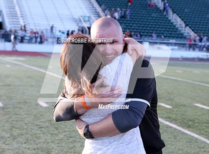 Thumbnail 2 in Kemp vs. Mt. Vernon (UIL 3A Division I Area) photogallery.