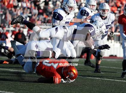 Thumbnail 2 in Kemp vs. Mt. Vernon (UIL 3A Division I Area) photogallery.